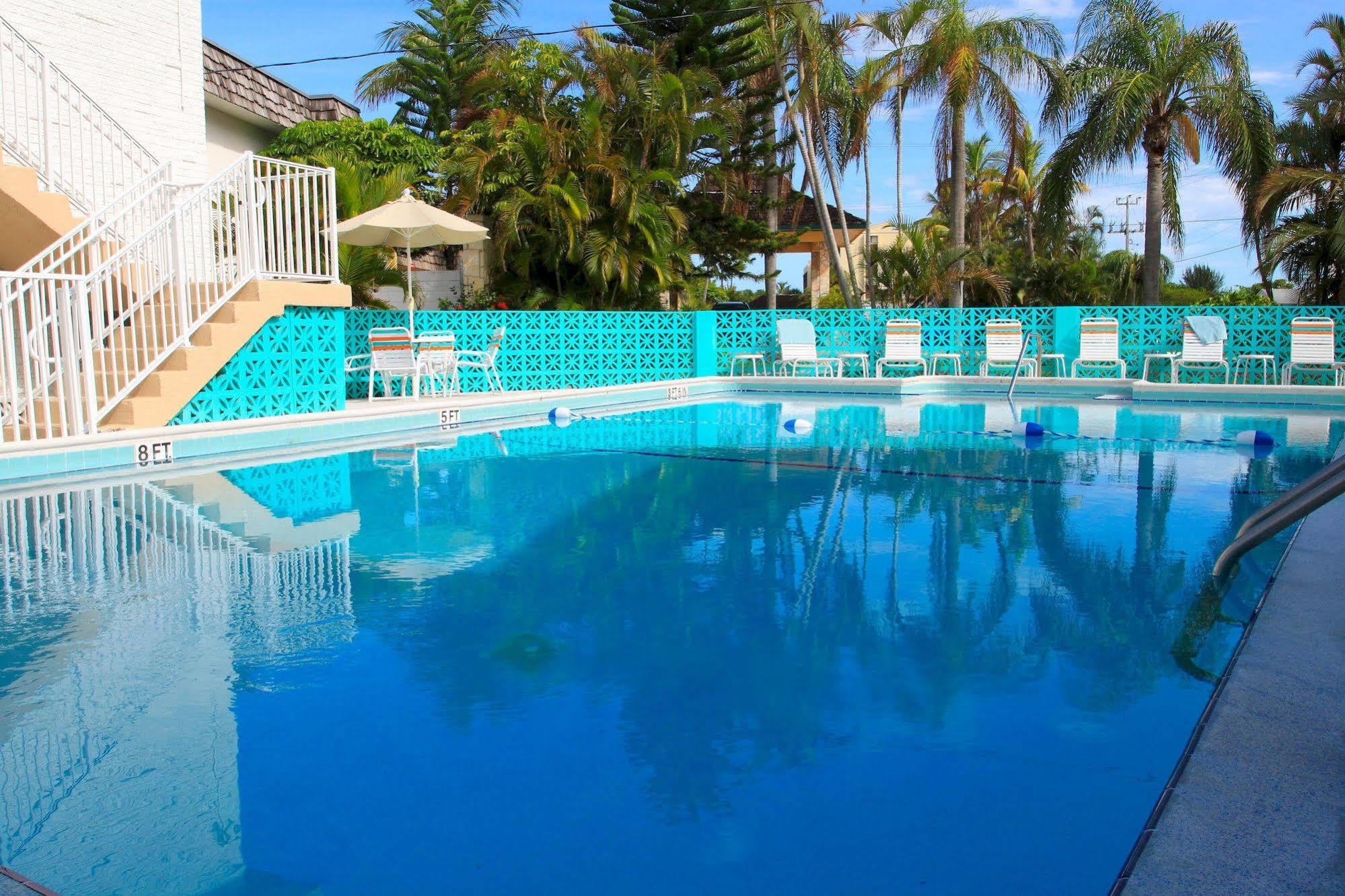 Carousel Beach Inn Fort Myers Beach Eksteriør bilde